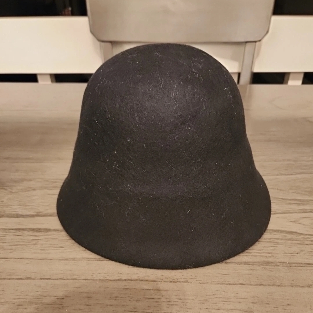 Black Felt Cloche Hat